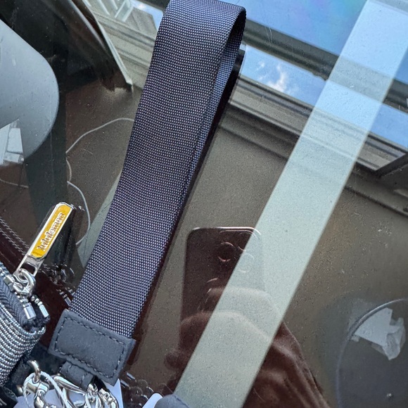 NWT Lululemon Dual Pouch Wristlet Glitter - Picture 7 of 9